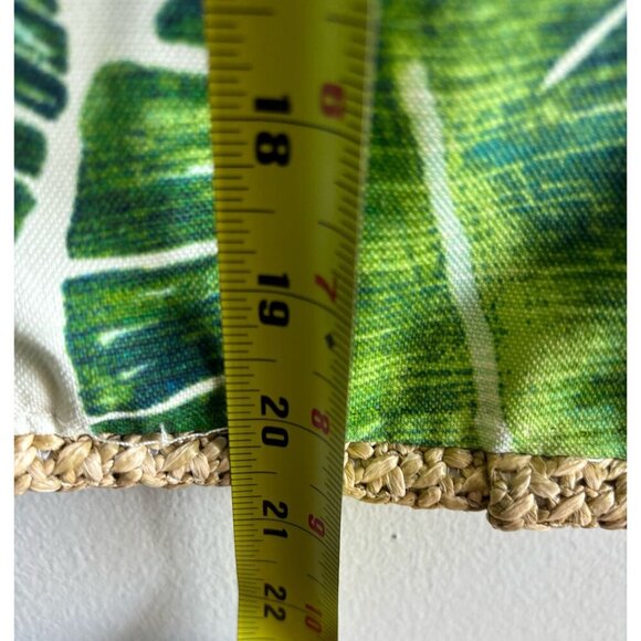 Hampton Bay Tropical Palms Indoors Outdoor Two Pillows Green Leaves Size 20"x20" - Picture 5 of 6